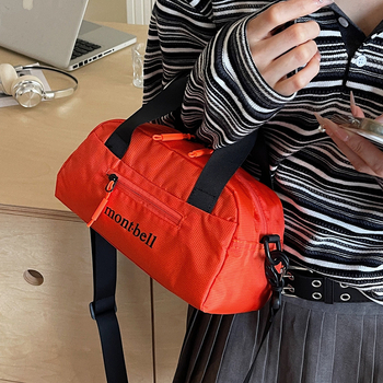 Torba preko ramena u japanskom stilu s motivom slova, lagana i casual, pogodna za putovanja