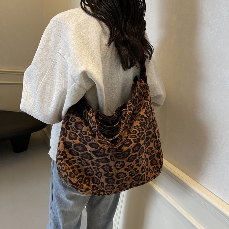 Ženska torba od platna s leopard printom, velika kapaciteta, crossbody ili torba preko ramena, 2025 trend