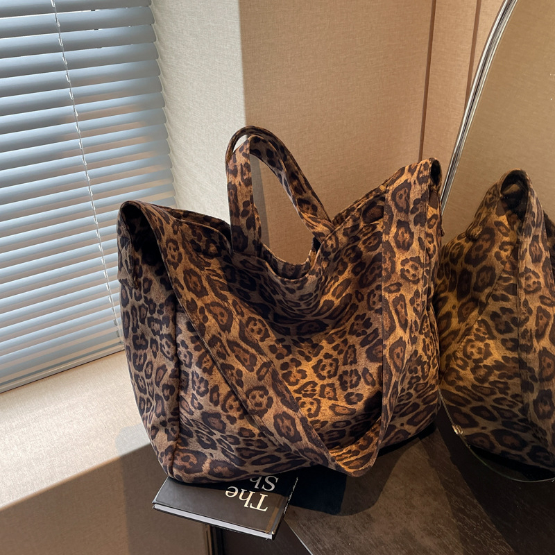 Ženska torba od platna s leopard printom, velika kapaciteta, crossbody ili torba preko ramena, 2025 trend