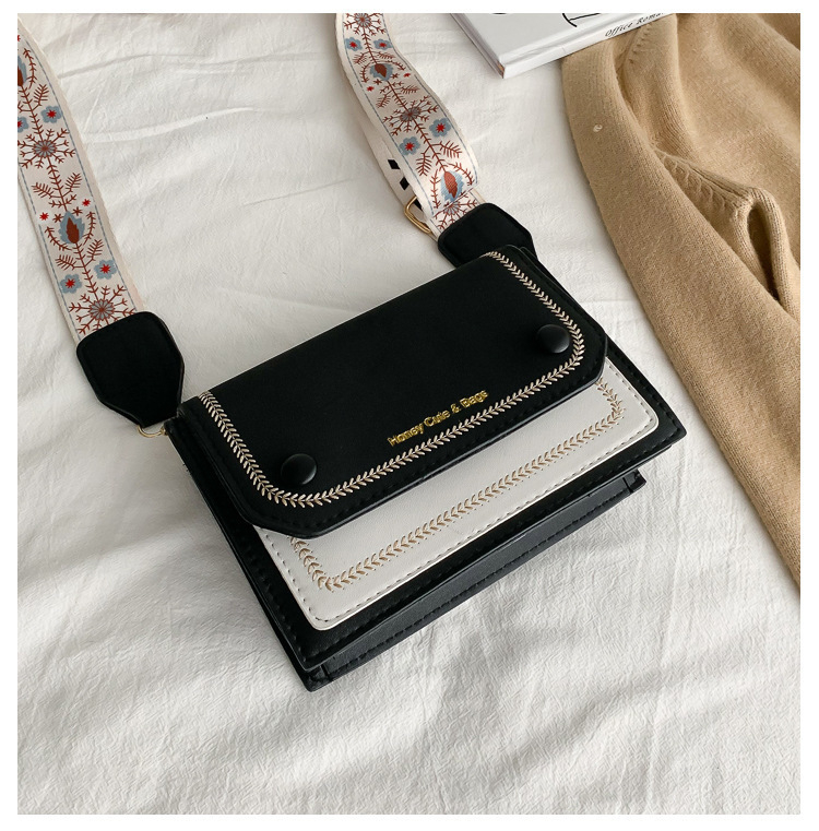 PU mala kvadratna crossbody torbica za žene – korejski stil, svakodnevni gradski šik