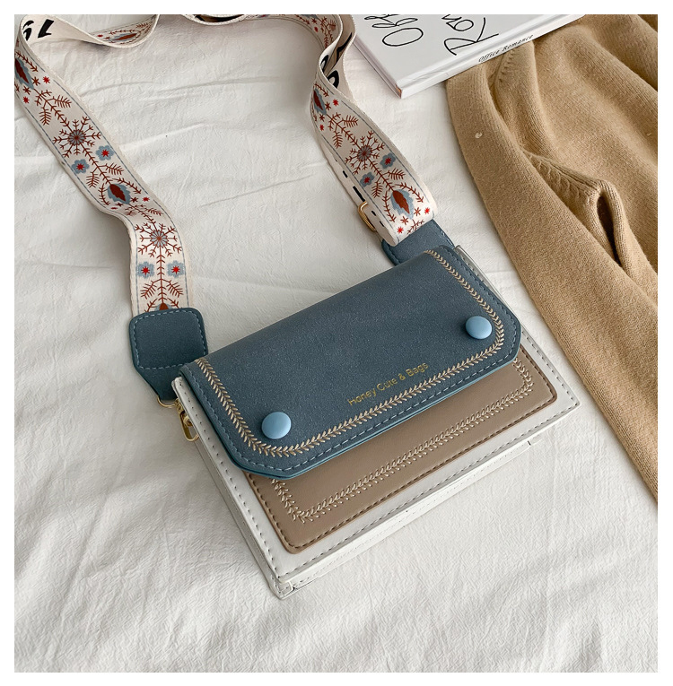 PU mala kvadratna crossbody torbica za žene – korejski stil, svakodnevni gradski šik