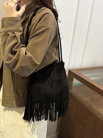 Ženska velur torbica, mala kvadratna crossbody torba, gradski minimalistički stil
