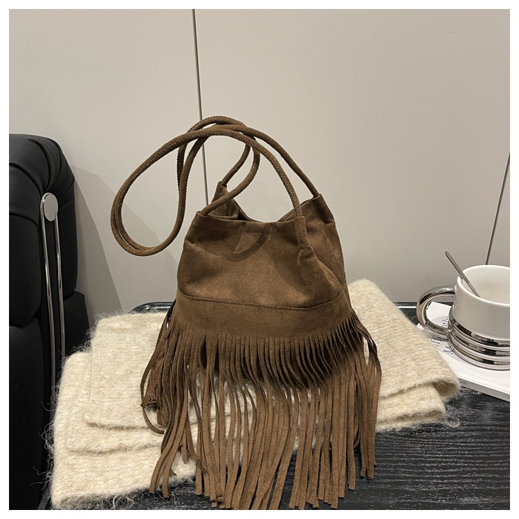 Ženska velur torbica, mala kvadratna crossbody torba, gradski minimalistički stil