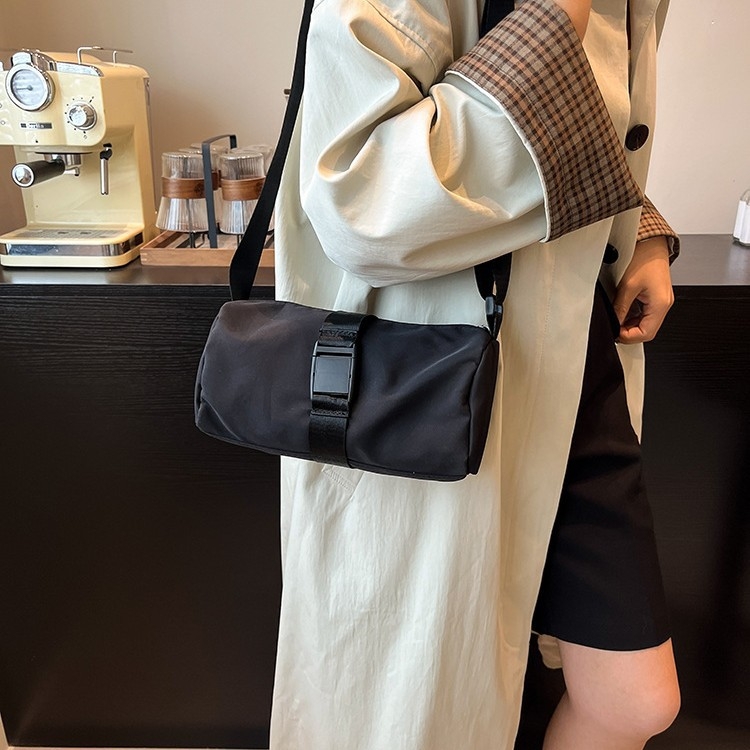 Ženska crossbody torba od oxford platna – svakodnevna, jednobojna, gradski stil, mogućnost tiskanja logotipa