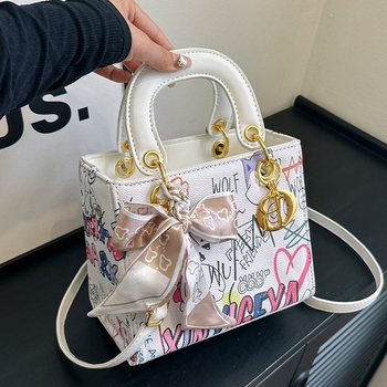 PU torba preko ramena – Daffy stil, gradska moda, srednja veličina, ljeto 2024