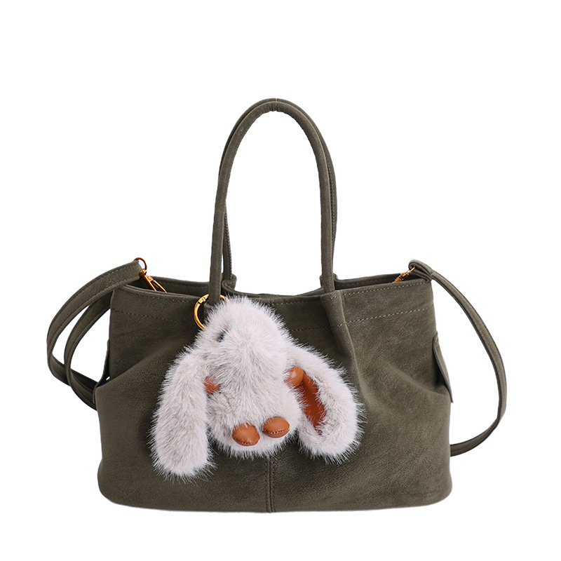 Ženska torba u retro stilu za svakodnevnu uporabu, novi model 2025, minimalist tote, s ramenskim i crossbody remenom.