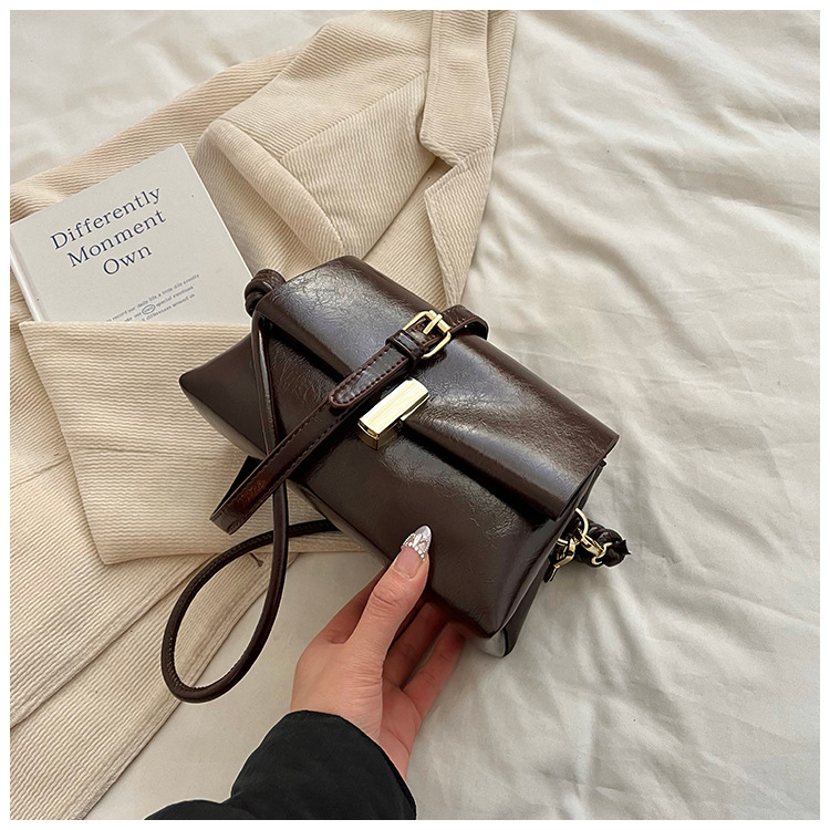 Ženska mala kvadratna PU kožna torbica, crossbody – retro tekstura, casual stil