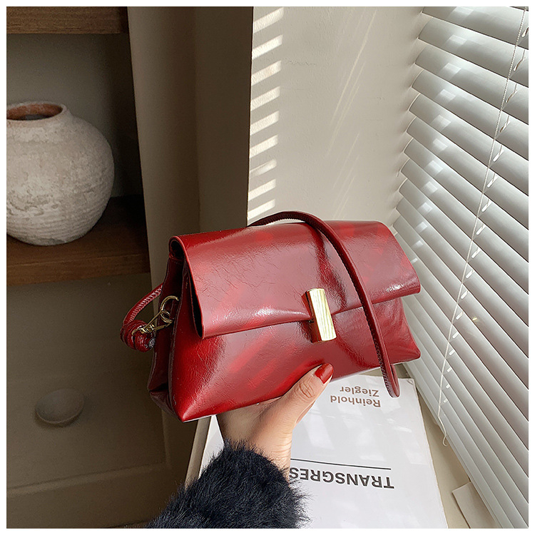 Ženska mala kvadratna PU kožna torbica, crossbody – retro tekstura, casual stil