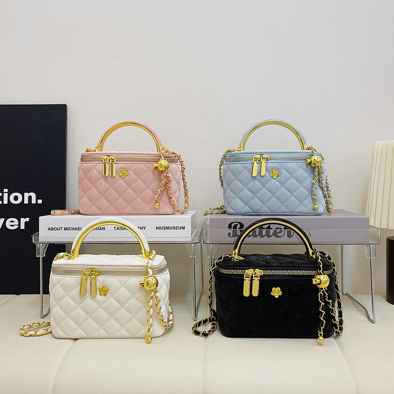 Ženska torbica s izvezenom niti i lančićem, moderna kozmetička torba s dijamantnim quiltom, svakodnevna preko ramena ili crossbody