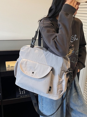Torba od platna u korejskom stilu s kontrastnim blok dizajnom, 2025 zima, veliki kapacitet, ramena i crossbody.