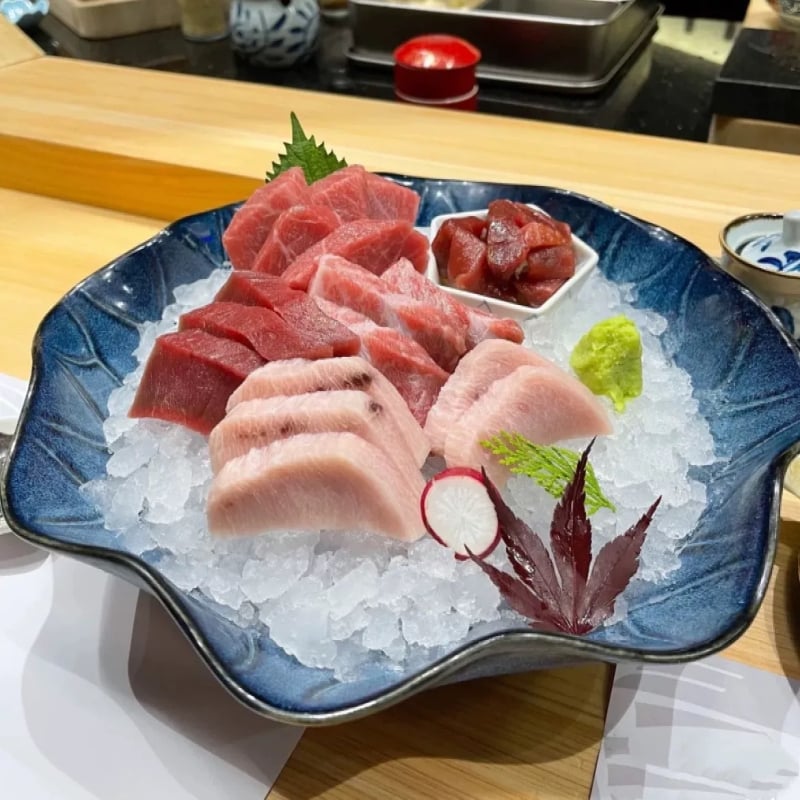 Izuzetno velika keramička zdjela za juhu, japanskog stila, s motivom lišća lotosa, glazirana pećnicom