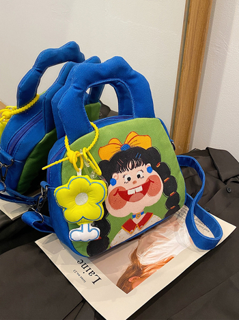 Platnena mini kvadratna torba s grafitima, neobičan ilustracijski dizajn, slatka djevojka, torba za ramena i crossbody
