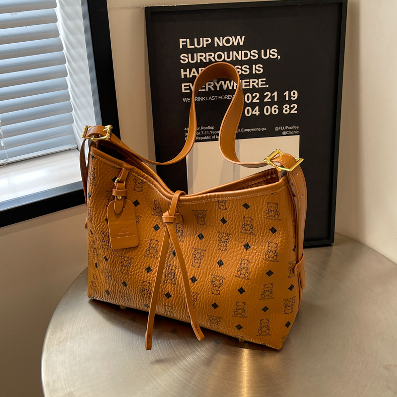 Ženska tote torba s retro printom, velika kapaciteta, model 2025, za svakodnevnu uporabu, preko ramena ili crossbody, PU materijal