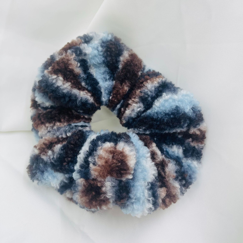 Ženska pliš čelenka za kosu u Fair Isle stilu, s visokim dizajnom koji vizualno produžuje lice, za svakodnevnu upotrebu
