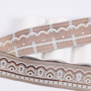 Poliesterska jacquard traka za rub, širine 4 cm, za zavjese i kauč
