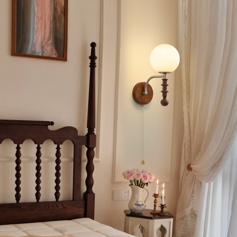 Stenska lampa u stilu Wabi-Sabi Vintage – Francusko-kineska kombinacija, rasvjeta za dnevni boravak, spavaću sobu i balkon uz krevet.