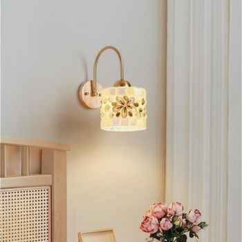 Stona lampa pored kreveta, u francuskom retro stilu, za spavaću sobu i dnevni boravak, nadahnuta japanskim wabi-sabi stilom i motivom školjke