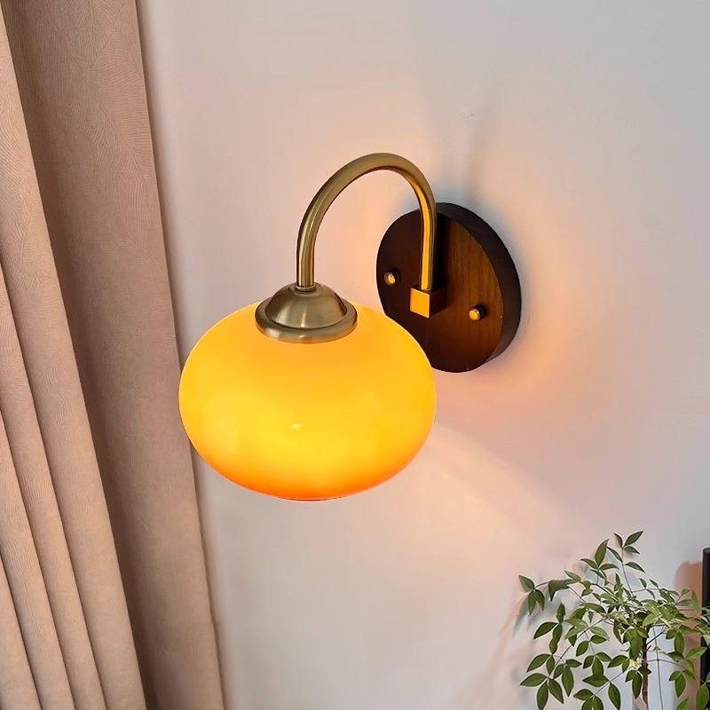 Wabi-Sabi kremasta vintage zidna lampa za spavaću sobu, retro za balkon i hodnik, LED