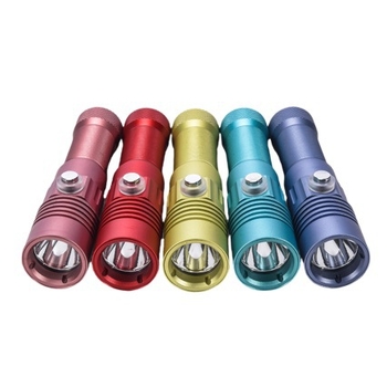 Potapljačka LED svjetiljka SST40 2000 lumena, baterija 21700, vodootporna do 150 m