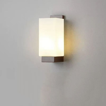 Drvena zidna lampa nordičkog stila za spavaću sobu i hodnik, moderan minimalistički dizajn, orahova boja