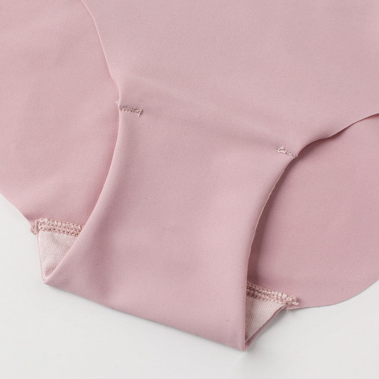 Ženske Ice Silk bešivne gaćice s niskim strukom i pamukom podstavom, velika veličina, tanke