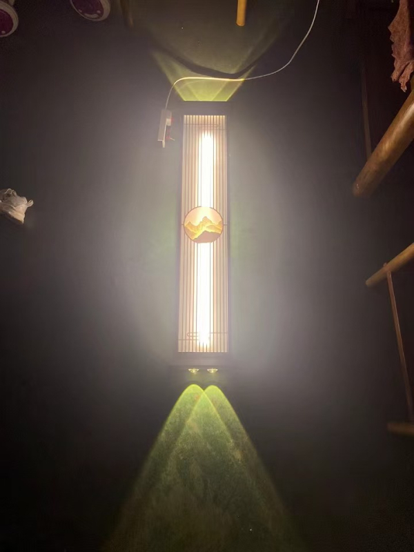 Solarna LED zidna lampa s gore-dolje osvjetljenjem, moderni minimalistički dizajn, vodootporna vanjska vrtna svjetiljka, napajanje 110–220V