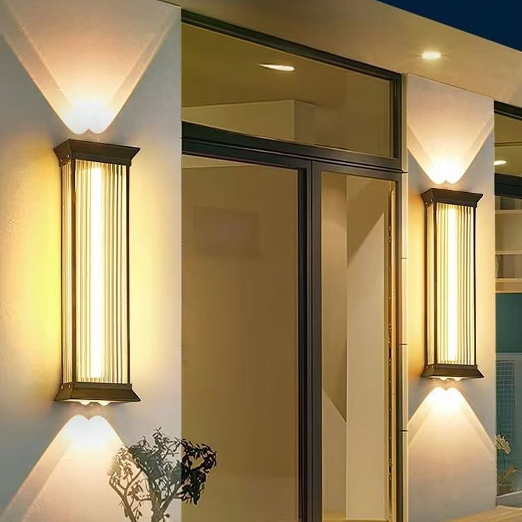 Solarna LED zidna lampa s gore-dolje osvjetljenjem, moderni minimalistički dizajn, vodootporna vanjska vrtna svjetiljka, napajanje 110–220V