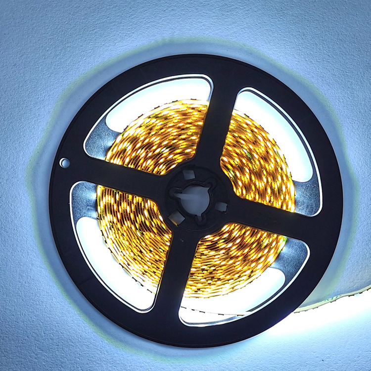 220V monochromatska LED traka sa 120 LED 2835 SMD za unutarnje i arhitektonsko osvjetljenje