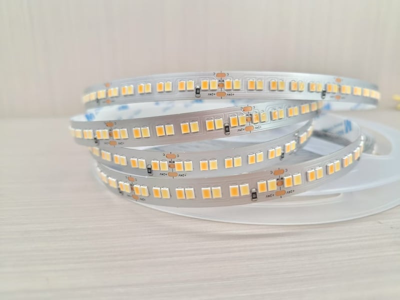 LED traka s punim spektrom, niskonaponska 24V, samoljepljiva, SMD-5050, dvostruka temperatura boje, unutarnje osvjetljenje, CRI 98