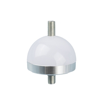 Зареждаща настолна лампа с перфорирана полусферична абажур и алуминиево основно тяло