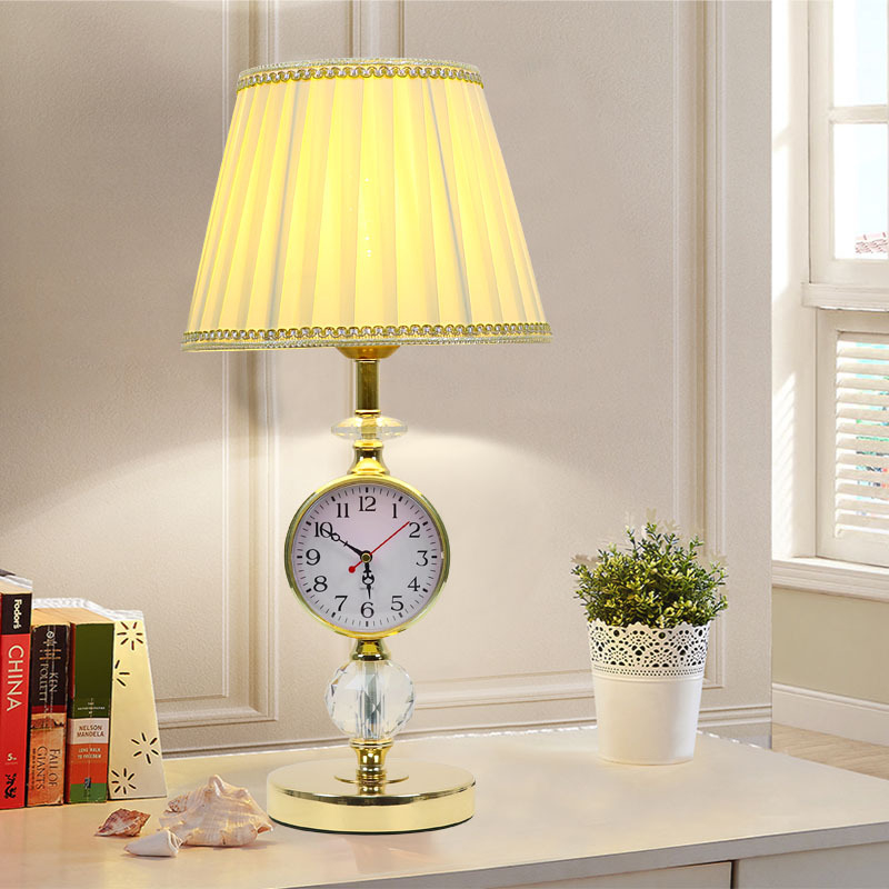 Kristalna stolna lampa za spavaću sobu i dnevni boravak, reguliranje svjetla, daljinsko upravljanje, moderan luksuzan dizajn, topla romantična atmosfera