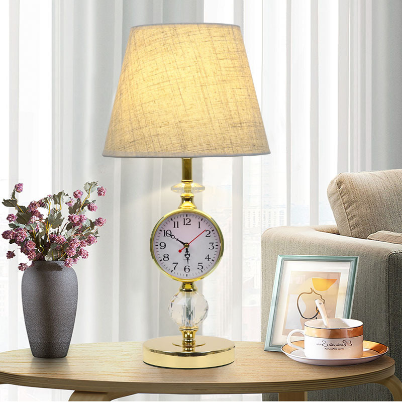 Kristalna stolna lampa za spavaću sobu i dnevni boravak, reguliranje svjetla, daljinsko upravljanje, moderan luksuzan dizajn, topla romantična atmosfera