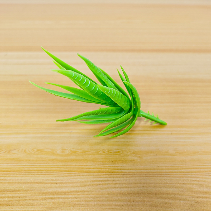 Umjetna sukulentna biljka u loncu – Aloe vera bonsai za dom i dekoraciju