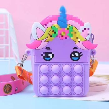 Nova silikonska torbica za kovance s dizajnom princeze, crossbody, za odrasle i djecu, motiv opuštanja s konjem i vijencem od cvijeća.