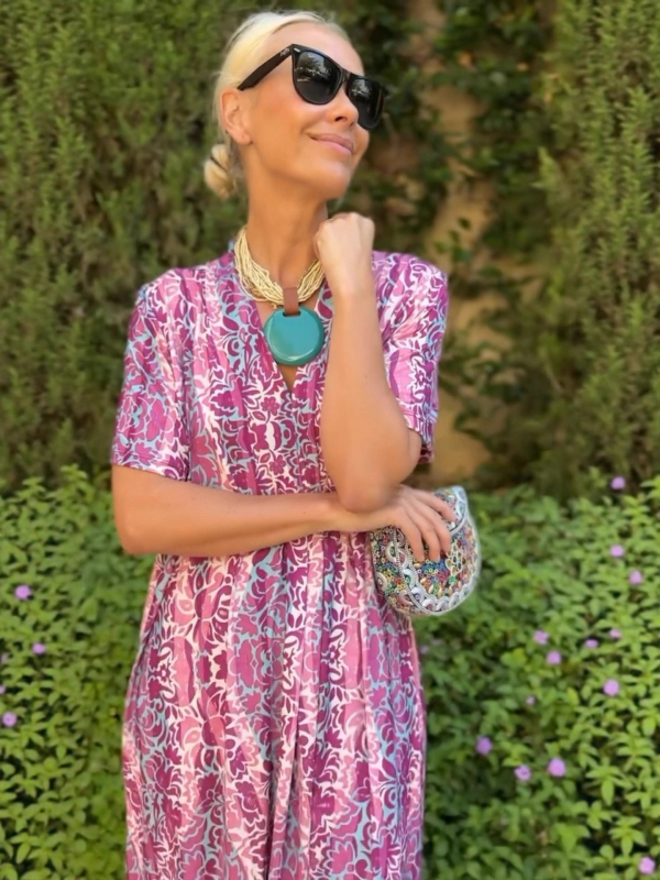Ljetna midi haljina s V izrezom, opuštenim strukom, kratkim rukavima, otiskom, etno vintage stil, elegantna i graciozna
