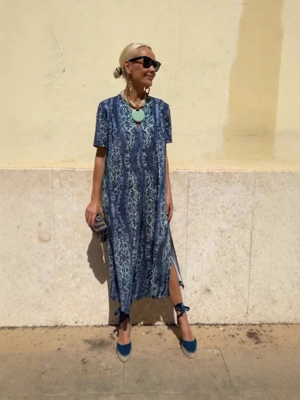 Ljetna midi haljina s V izrezom, opuštenim strukom, kratkim rukavima, otiskom, etno vintage stil, elegantna i graciozna