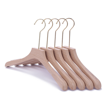 Nova plastična vješalica za odjeću s patiniranim završnim slojem, debela, protuklizna i otporna na habanje; tisk loga, mogućnost prilagođavanja