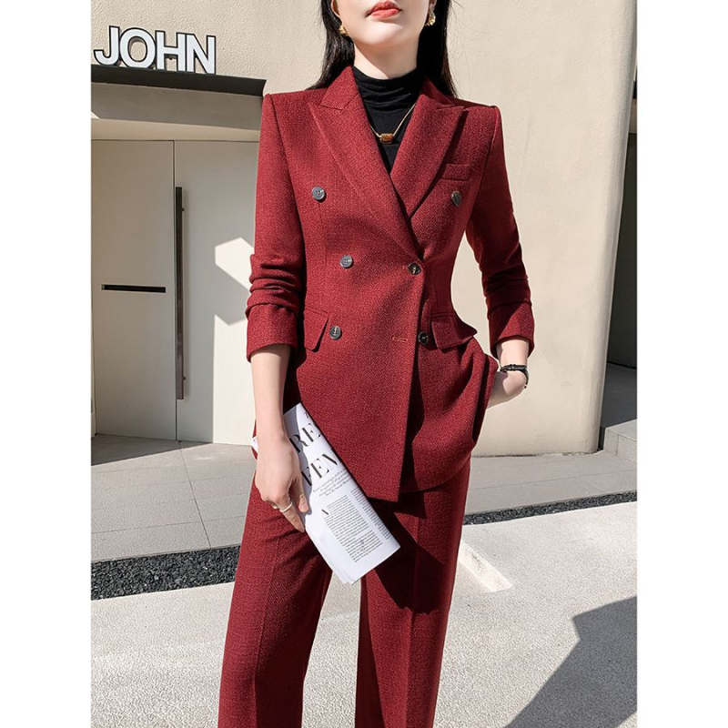 Ženski vuneni kostim sa širokim hlačama, 2026. stil, proljeće-jesen-zima, profesionalni formalni outfit