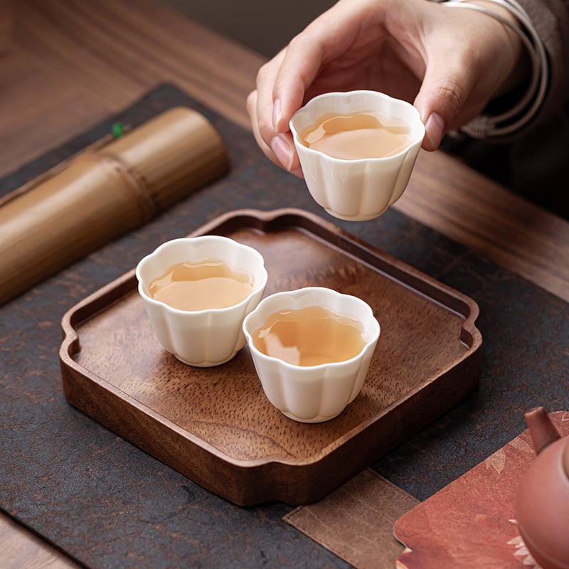 Podnos za čaj od orahovog drveta u zen stilu, Gongfu čajni set za kućnu upotrebu, kompaktni retro podmetač za čajnik i šalice