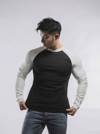 Tricou cu mânecă lungă pentru bărbați, croială musculară, bloc de culoare, primăvară-toamnă, sport-casual.