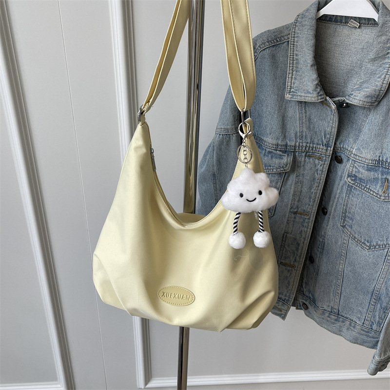 Ženska platnena torbica za rame, velika kapaciteta, casual stil, crossbody, proljeće 2026