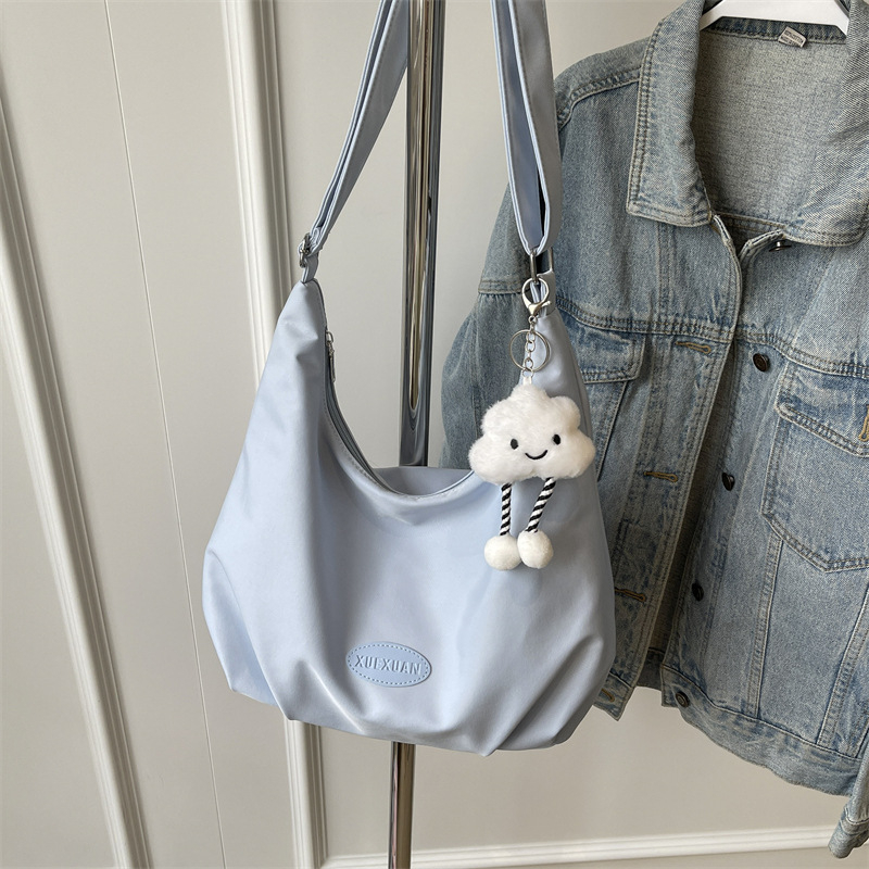 Ženska platnena torbica za rame, velika kapaciteta, casual stil, crossbody, proljeće 2026