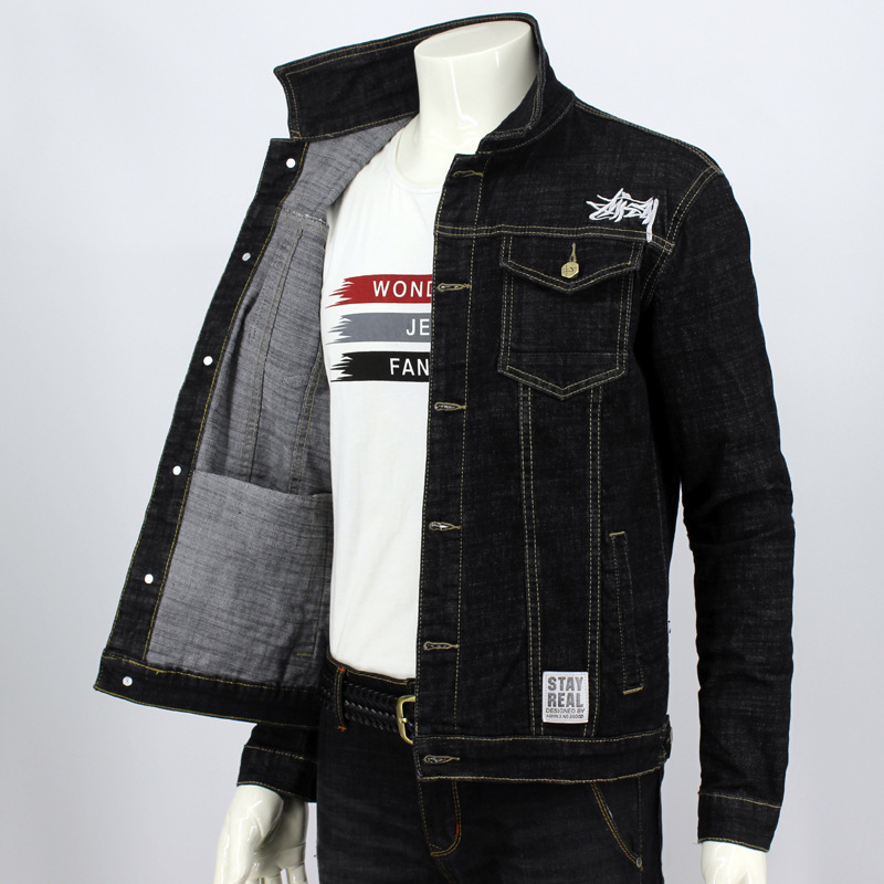 Férfi denim dzseki, trendi és stílusos, sokoldalú laza felső őszre, koreai stílusú karcsúsított szabású hímzett dzseki.