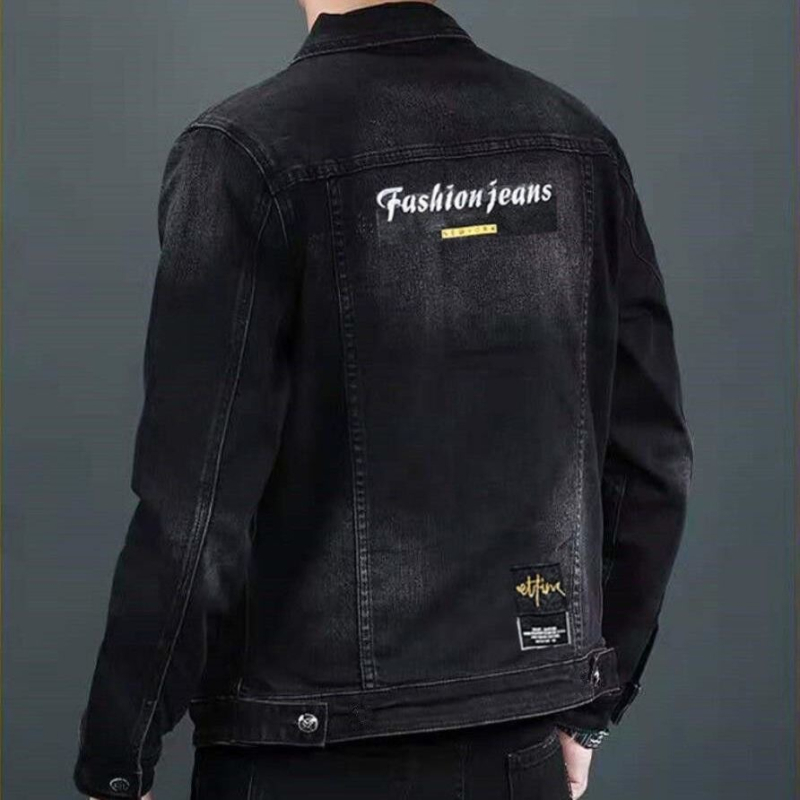 Férfi denim dzseki, trendi és stílusos, sokoldalú laza felső őszre, koreai stílusú karcsúsított szabású hímzett dzseki.