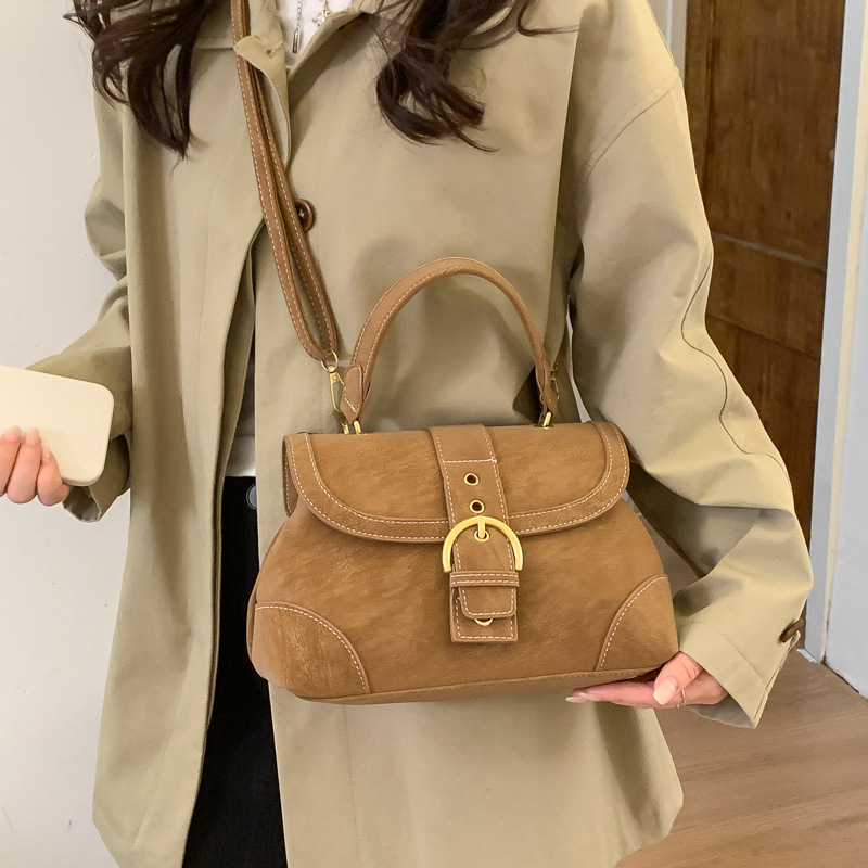 Ženska PU crossbody torba, srednje veličine, vodoravnog kvadratnog oblika, gradski minimalisticki stil, jesen/zima 2025