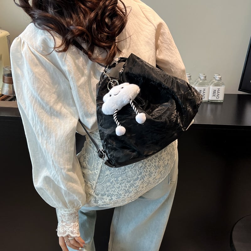 Ženska jednostavna torbica za rame, velika kapaciteta, nova 2025, moderna svakodnevna crossbody torba