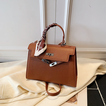 Teksturirana torbica za ramena s mogućnošću crossbody, jesen-zima 2025, visoka kvaliteta, gradski stil