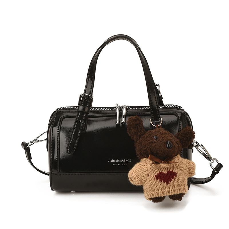 Boston torba 2026, jesen-zima, teksturirana, retro stil, mala, za rameno ili crossbody
