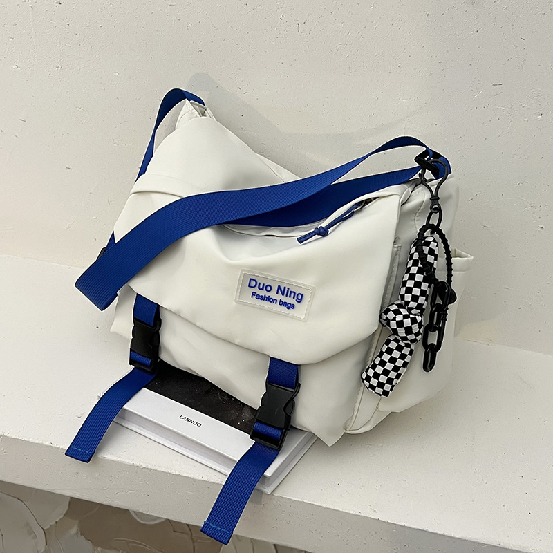 Ženska torba preko ramena u stilu workwear, japanski casual, velika zapremina, najlon, ljeto 2024, unutarnji džep