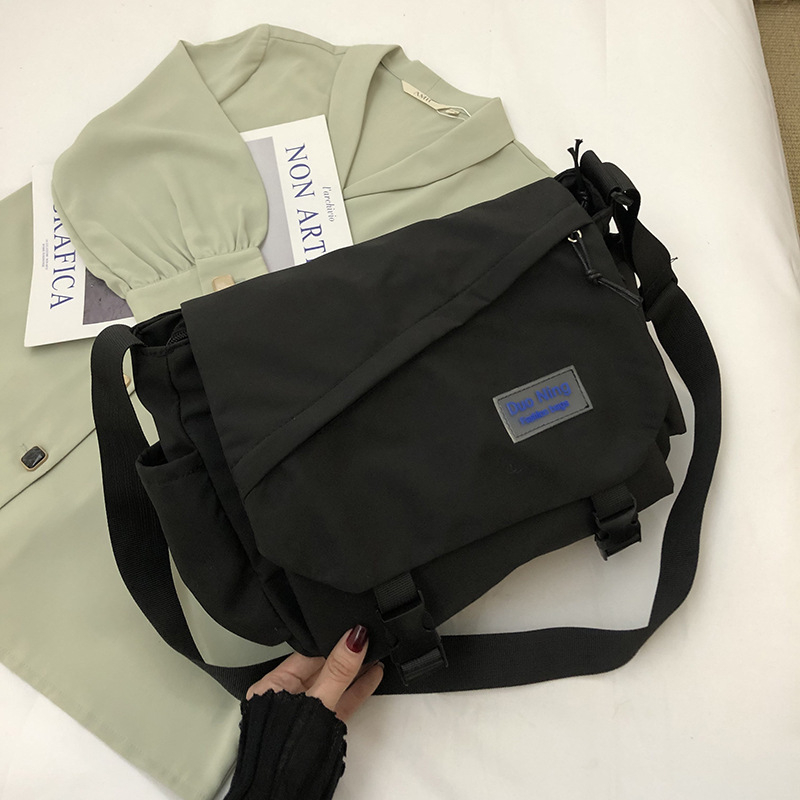 Ženska torba preko ramena u stilu workwear, japanski casual, velika zapremina, najlon, ljeto 2024, unutarnji džep